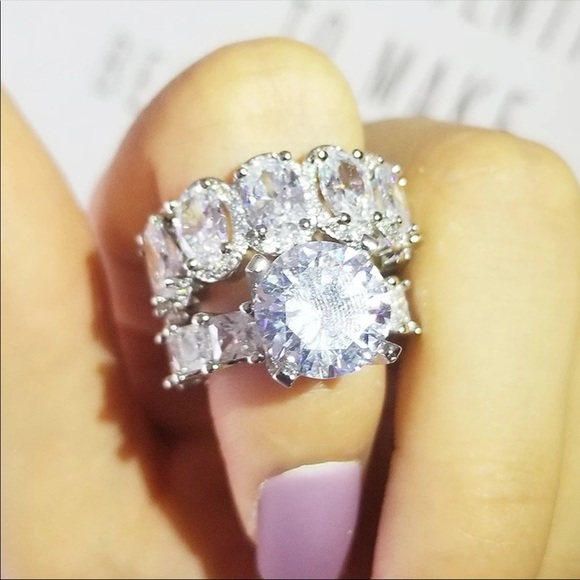 CZ 925 women’s bridal engagement set rings - Picture 4 of 5